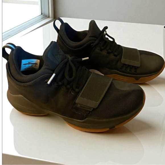 Nike PG 1 Black Gum | SIZE 8 - Picture 1 of 5
